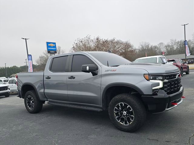 2023 Chevrolet Silverado 1500 ZR2's photo