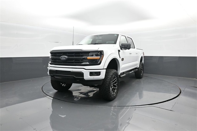 2025 Ford F-150 XLT photo 3