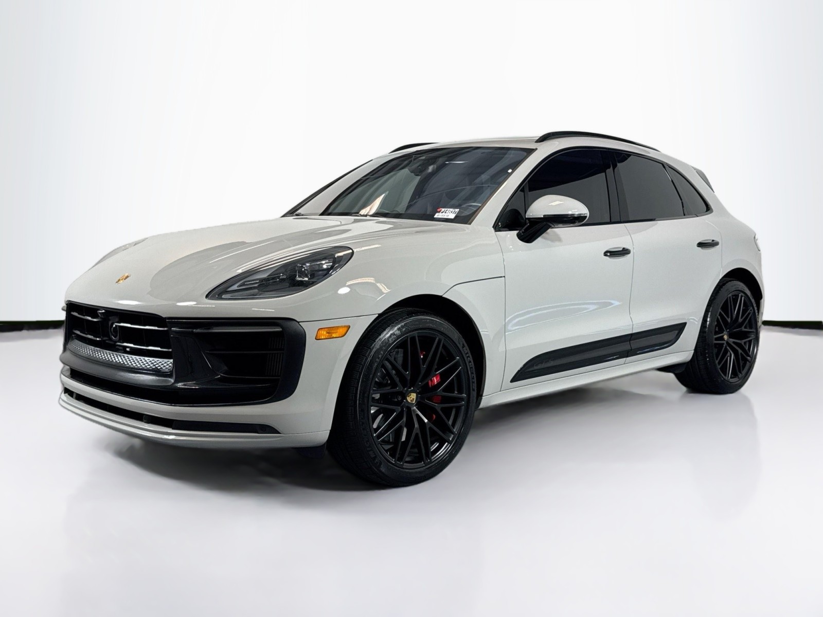 2024 Porsche Macan GTS