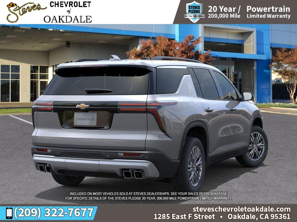 2026 Chevrolet Traverse photo 2