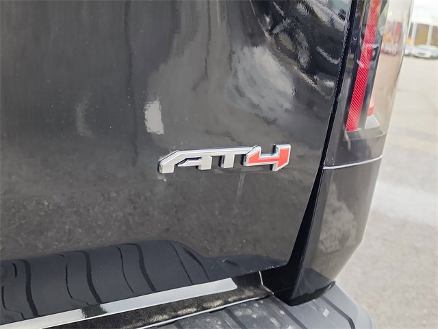 2026 Gmc Sierra EV AT4 photo 4