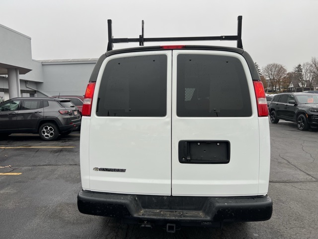 2019 Chevrolet Express 3500 Work Van photo 4