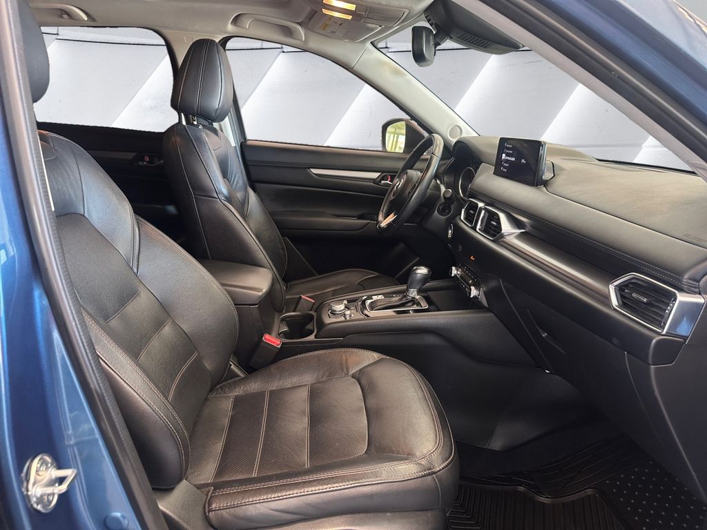 2023 Mazda CX-5 2.5 S Preferred photo 13