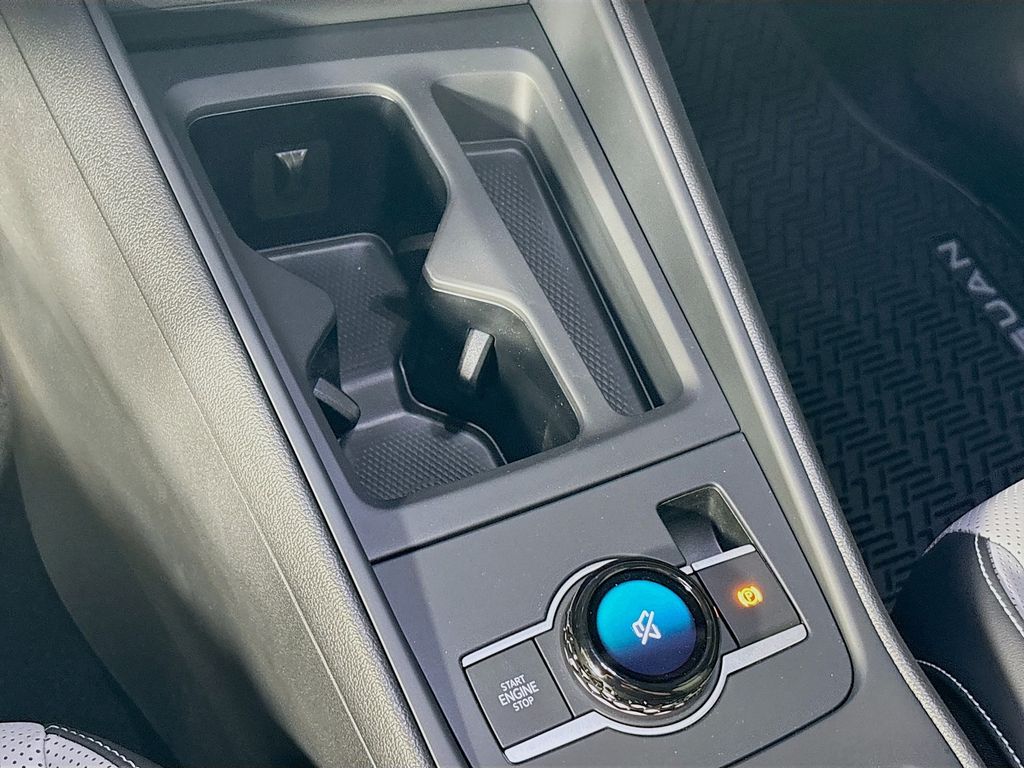 2025 Volkswagen Tiguan SE R-Line Black photo 15