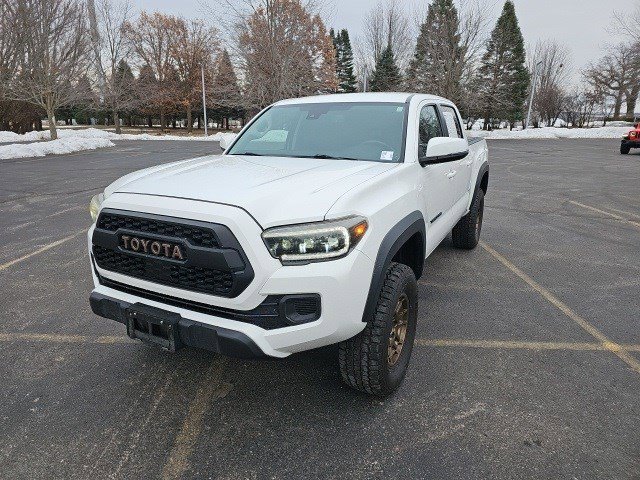 2023 Toyota Tacoma Trail's photo