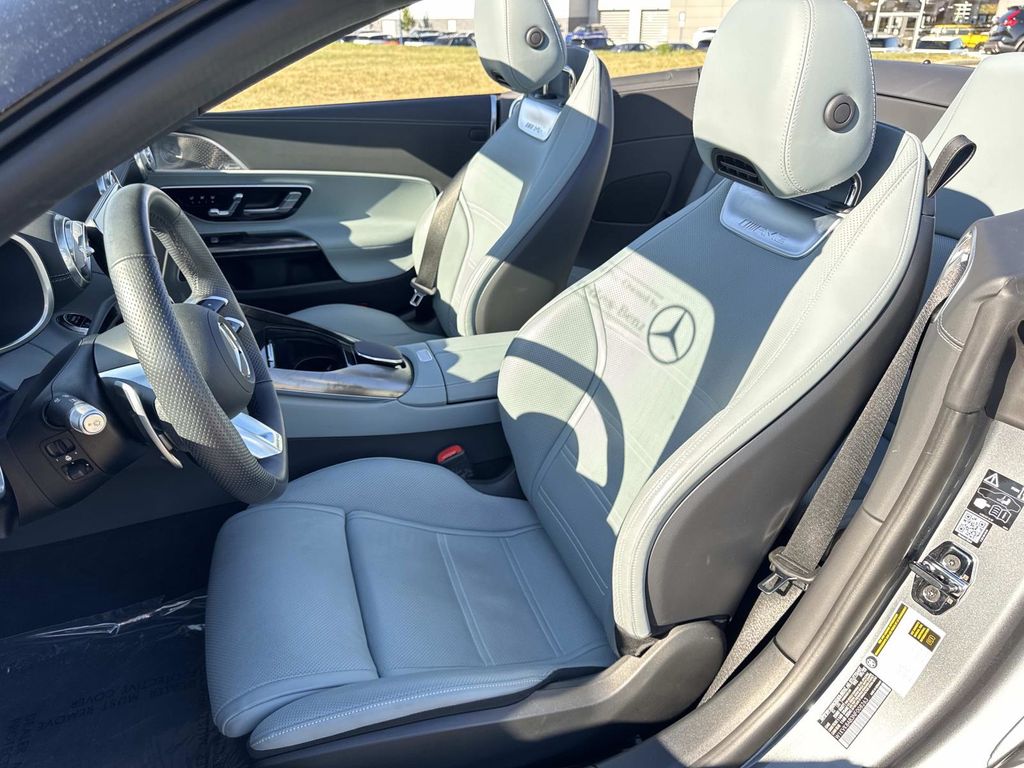2022 Mercedes Benz SL 55 AMG photo 14