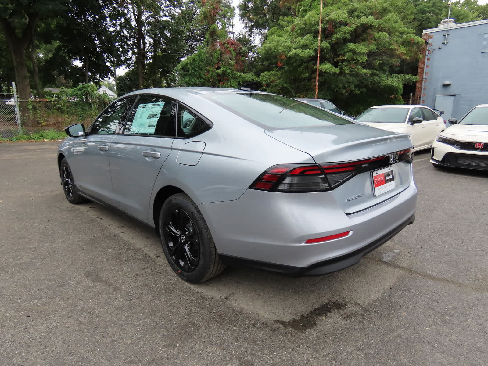 2025 Honda Accord SE photo 4
