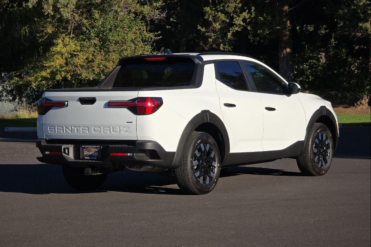 2026 Hyundai Santa Cruz SEL photo 2