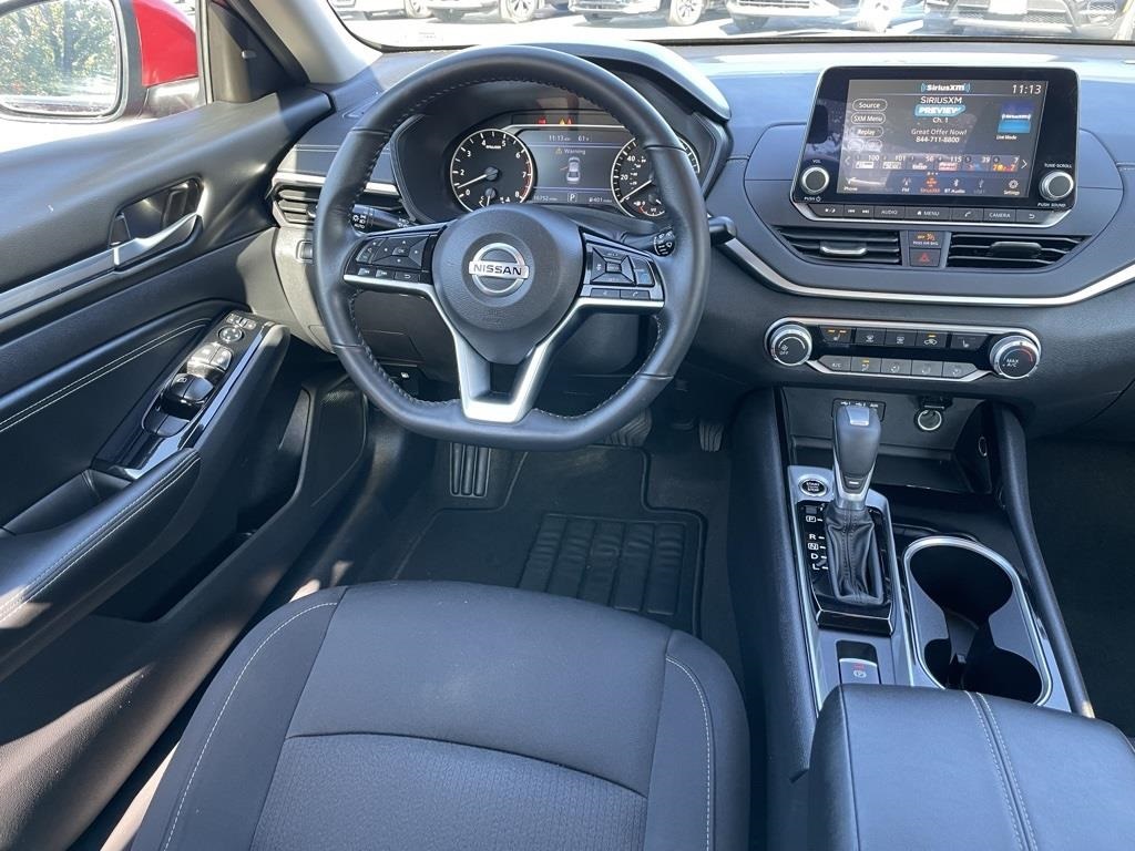 2021 Nissan Altima 2.5 SV photo 7