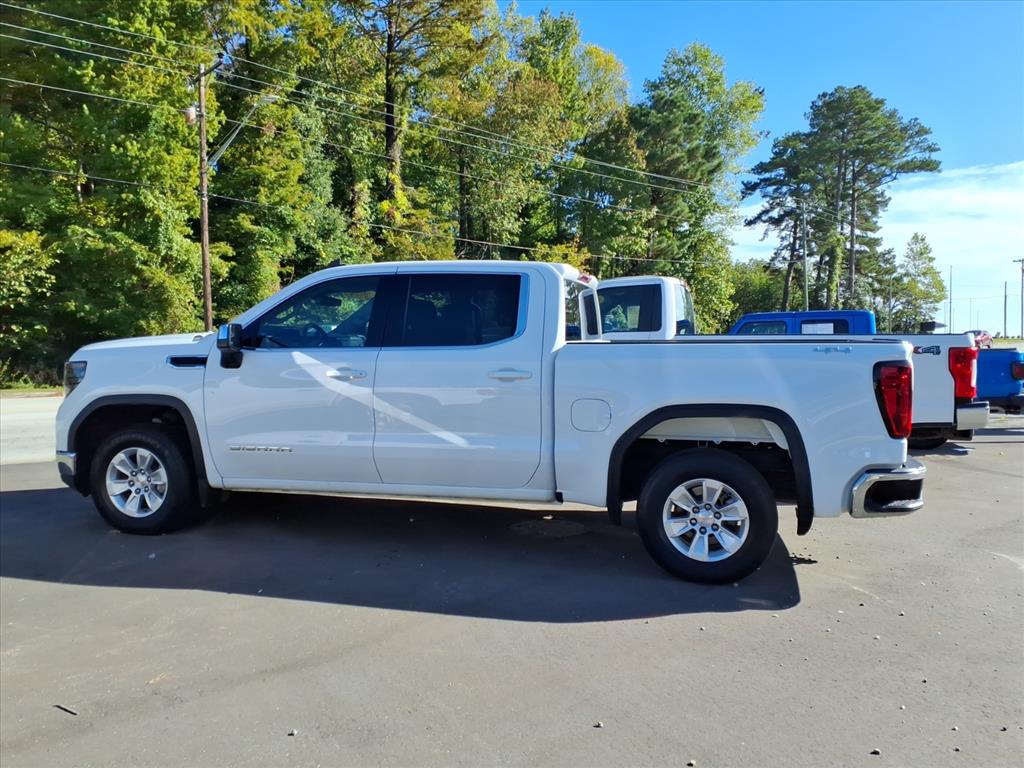 2024 Gmc Sierra 1500 SLE photo 3