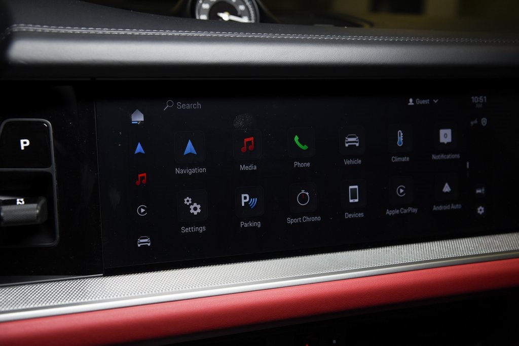 2025 Porsche Cayenne photo 24