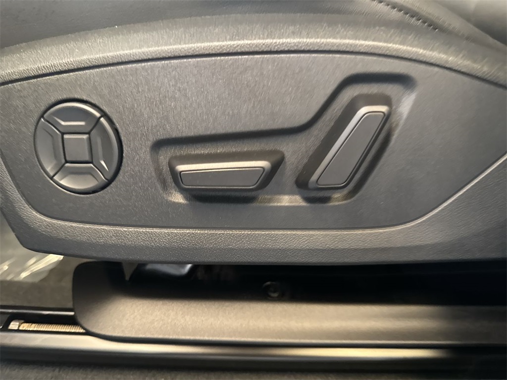 2025 Audi Q3 Premium S line photo 12