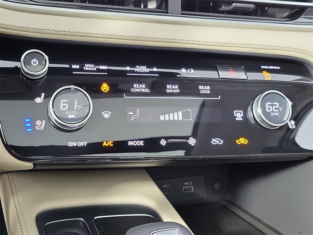 2025 Infiniti QX60 Luxe photo 11