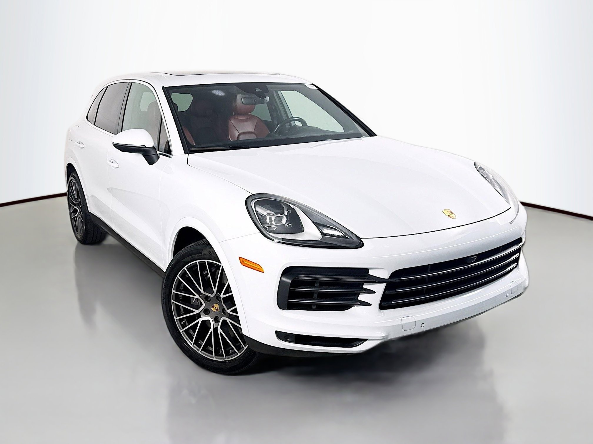 2023 Porsche Cayenne Base's photo