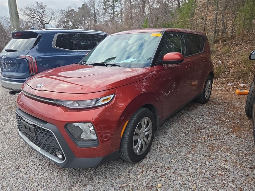 2021 Kia Soul LX's photo