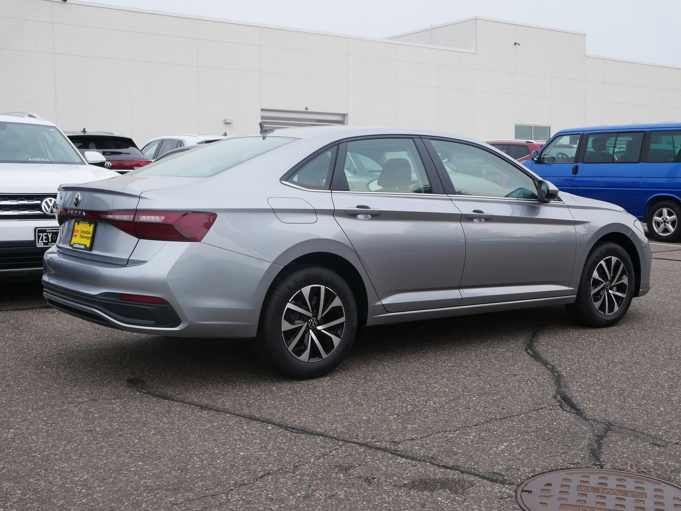 2025 Volkswagen Jetta S photo 3