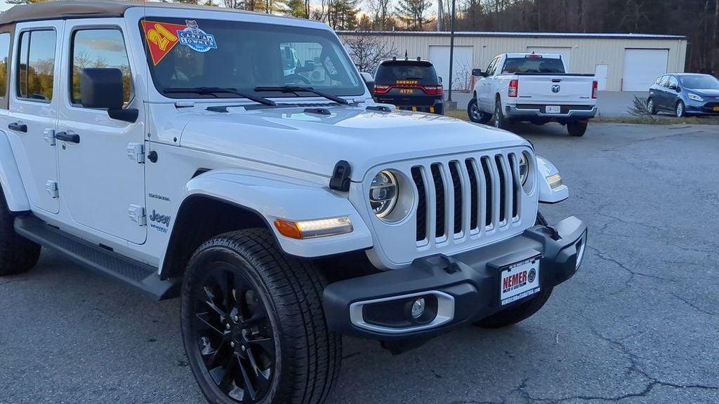 2021 Jeep Wrangler Unlimited Sahara 4xe photo 2