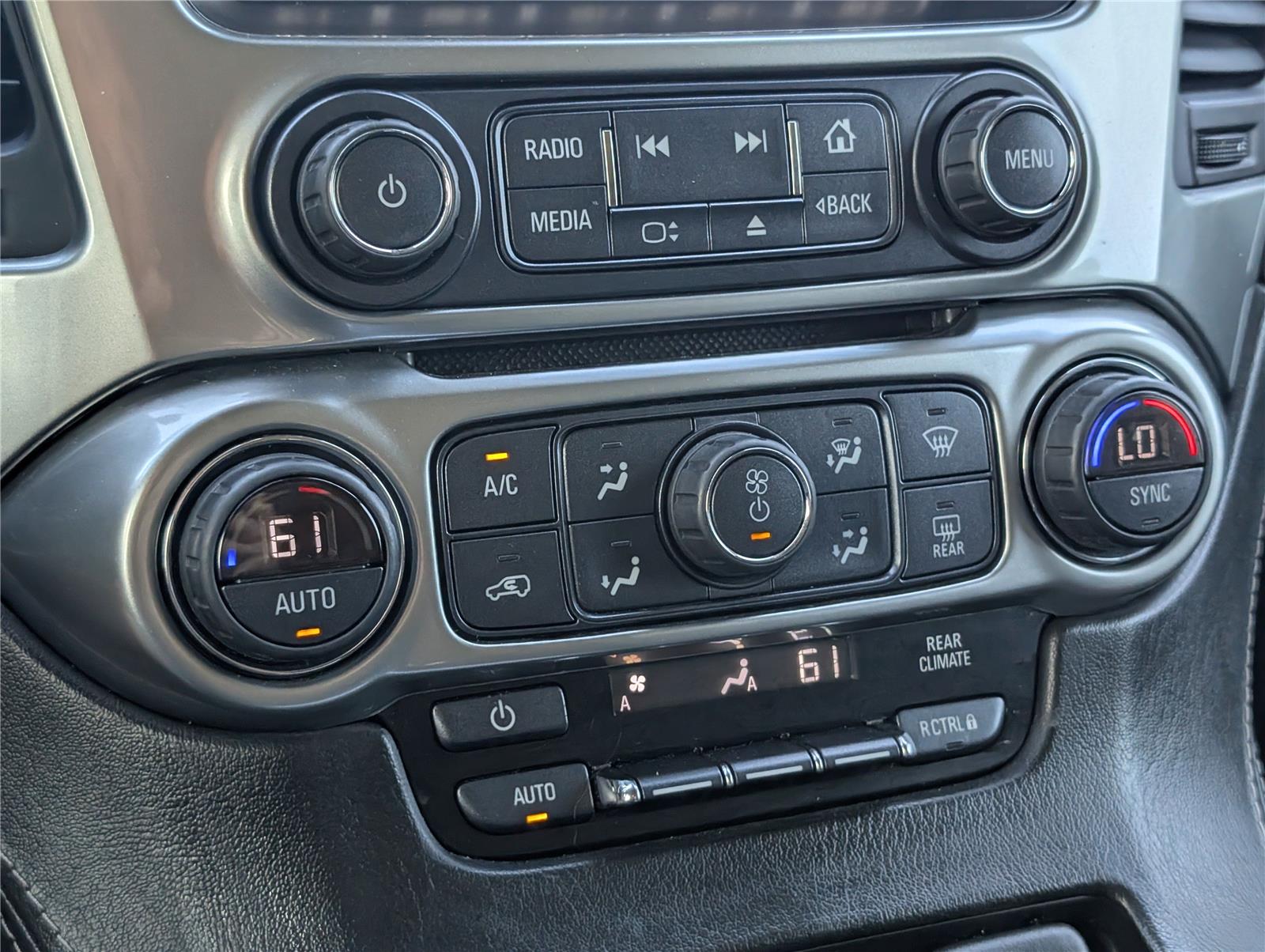2018 Chevrolet Tahoe LS photo 12