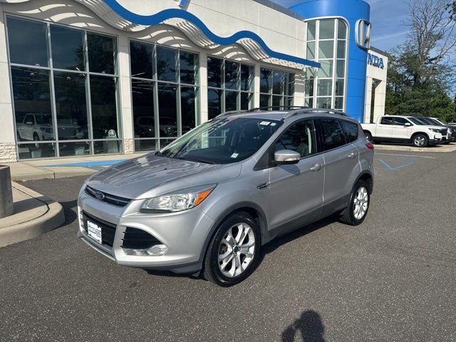 2015 Ford Escape Titanium photo 2