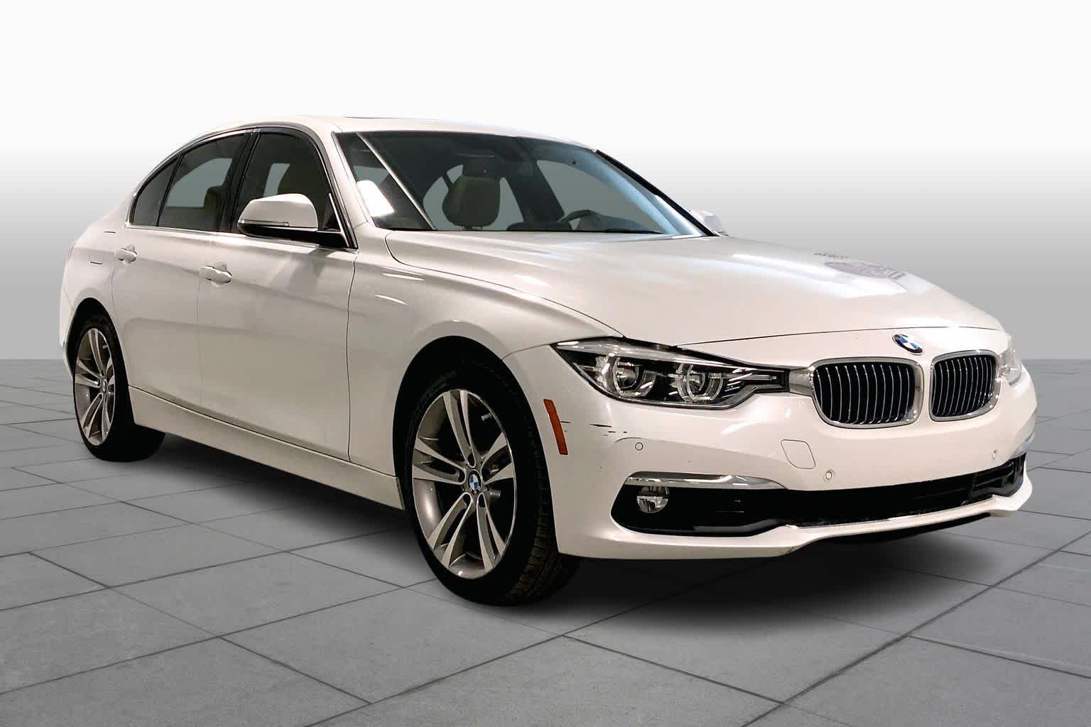 Used 2017 BMW 3 Series 330i with VIN WBA8D9C38HA011154 for sale in Kansas City