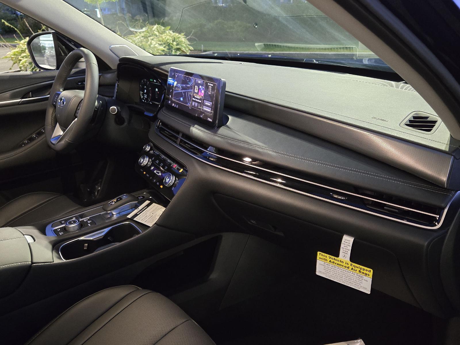 2026 Infiniti QX60 Luxe photo 17