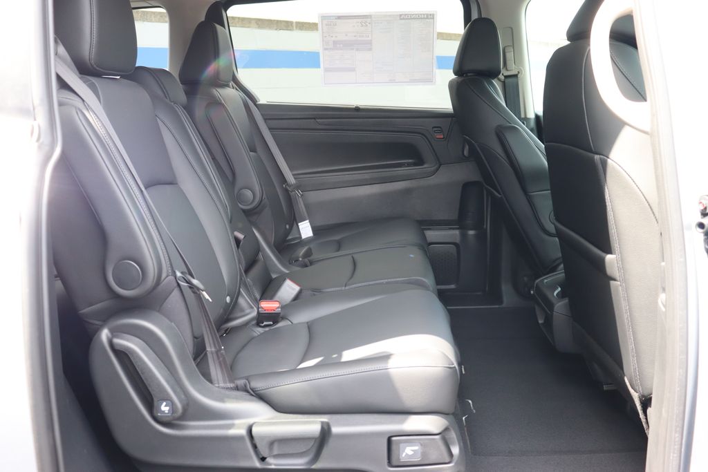 2026 Honda Odyssey EX-L photo 13