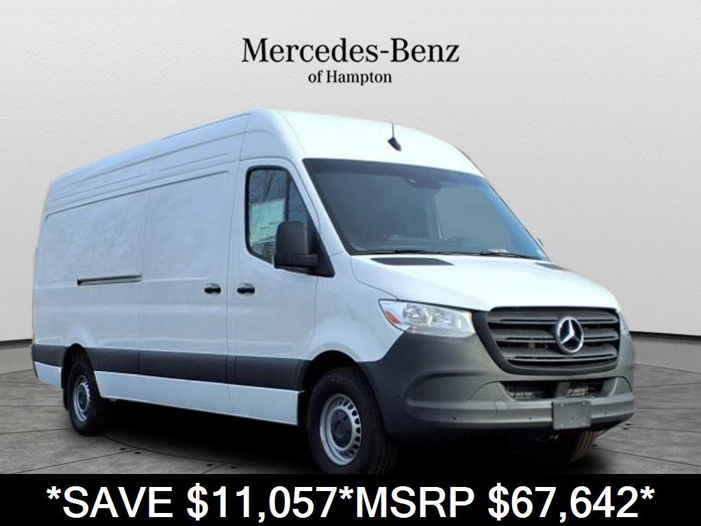 2024 Mercedes-Benz Sprinter Cargo Van Base's photo