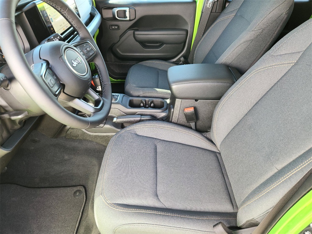 2025 Jeep Wrangler Sport S photo 12