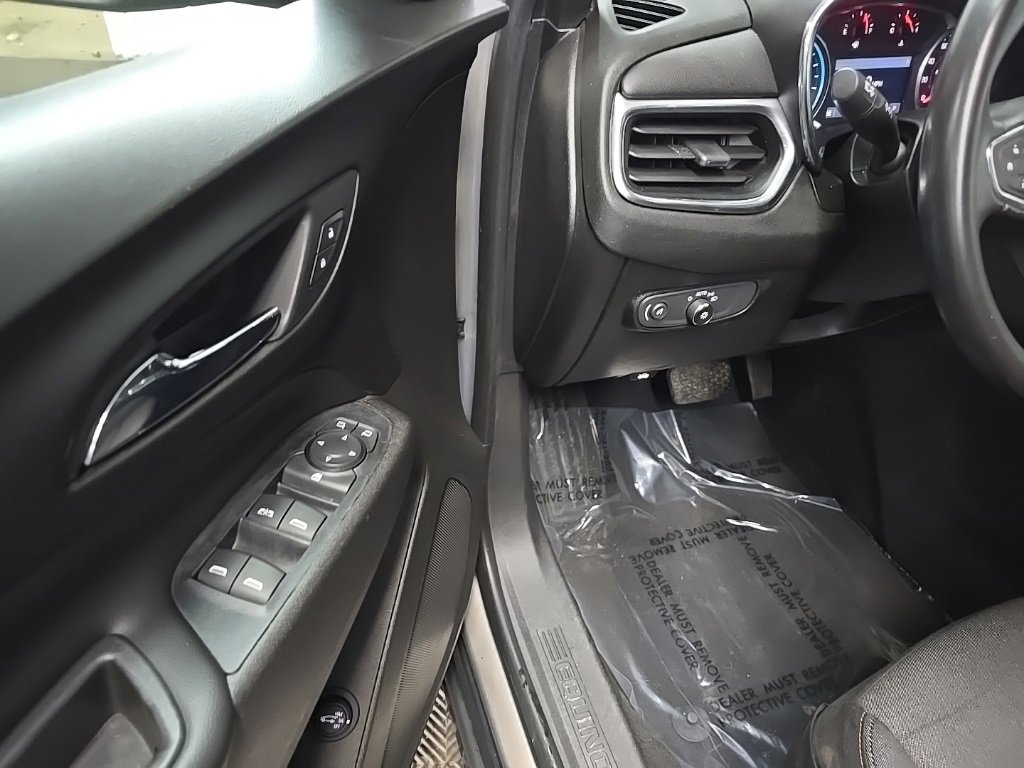 2019 Chevrolet Equinox LT photo 27