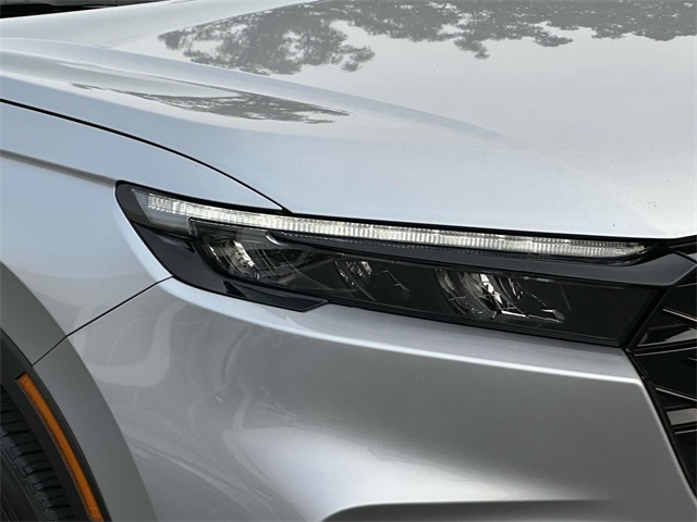 2025 Honda CR-V Hybrid Sport-L photo 6