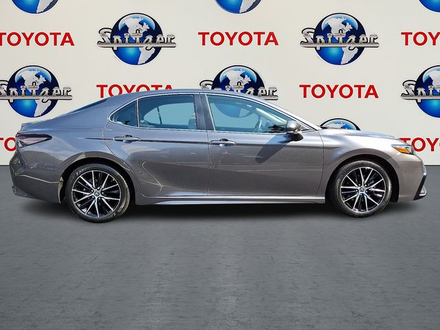 2023 Toyota Camry SE photo 8