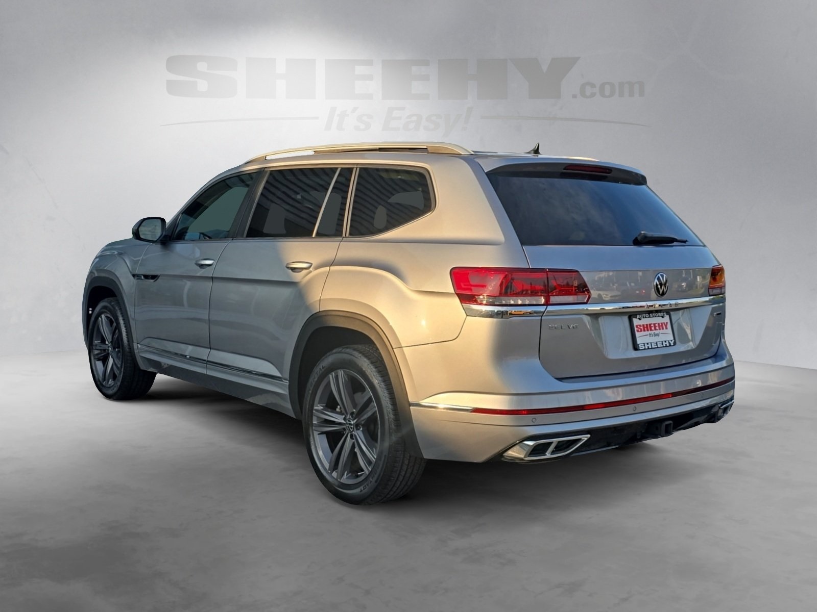 2022 Volkswagen Atlas V6 SEL R-Line photo 3