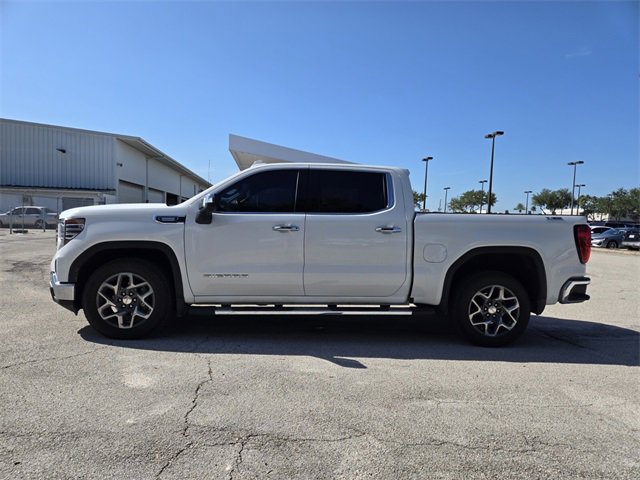 2022 Gmc Sierra 1500 SLT photo 3