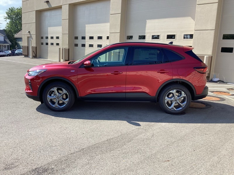 2025 Ford Escape Hybrid ST-Line Select photo 4