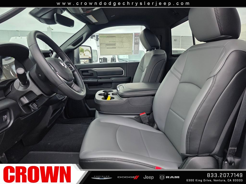 2026 Ram 2500 Tradesman photo 13