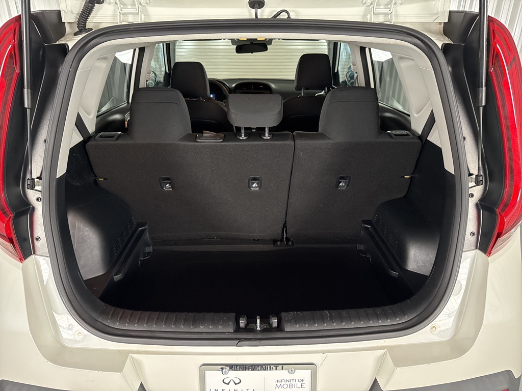 2022 Kia Soul LX photo 17