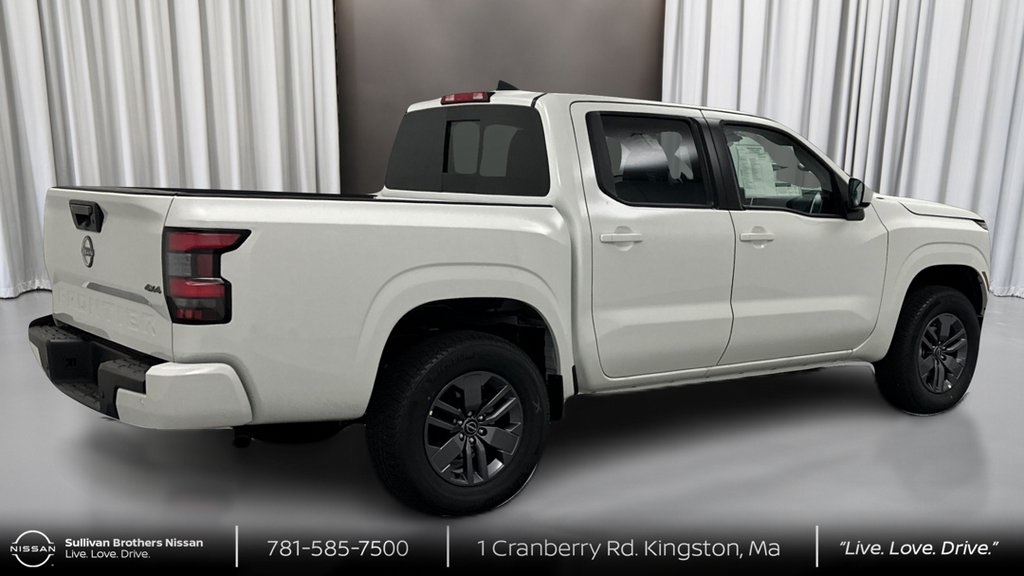 2025 Nissan Frontier Crew Cab SV photo 4