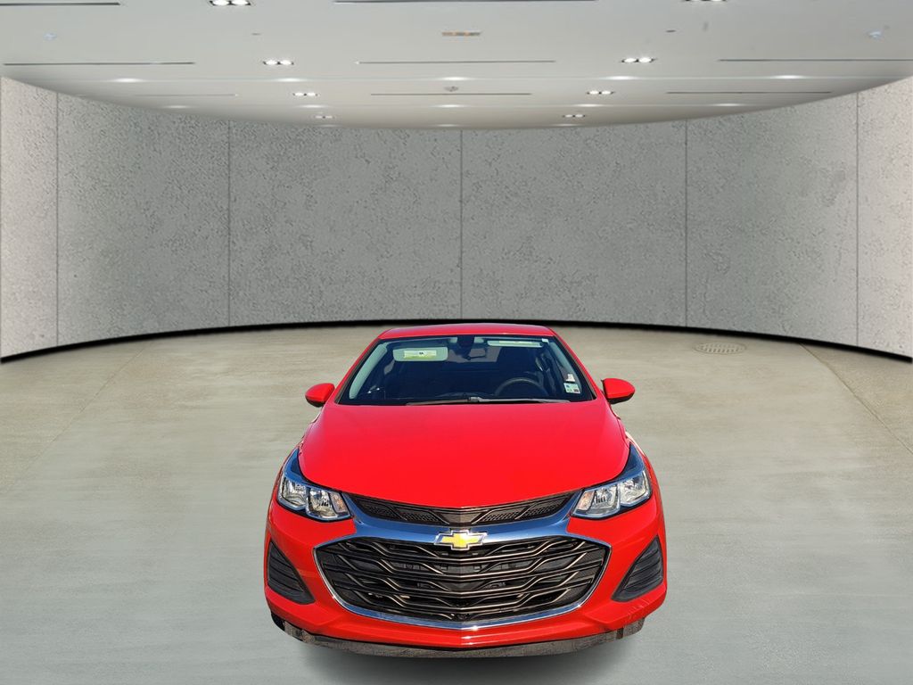 2019 Chevrolet Cruze LS photo 2