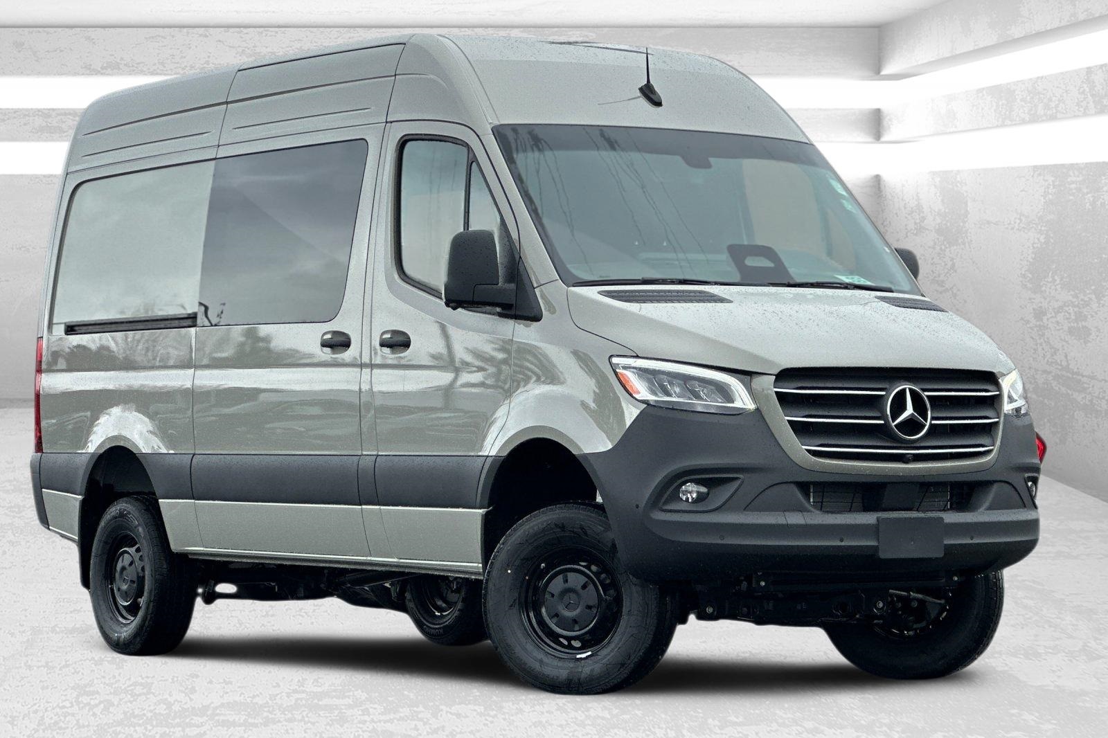 2026 Mercedes-Benz Sprinter Cargo Van Base's photo