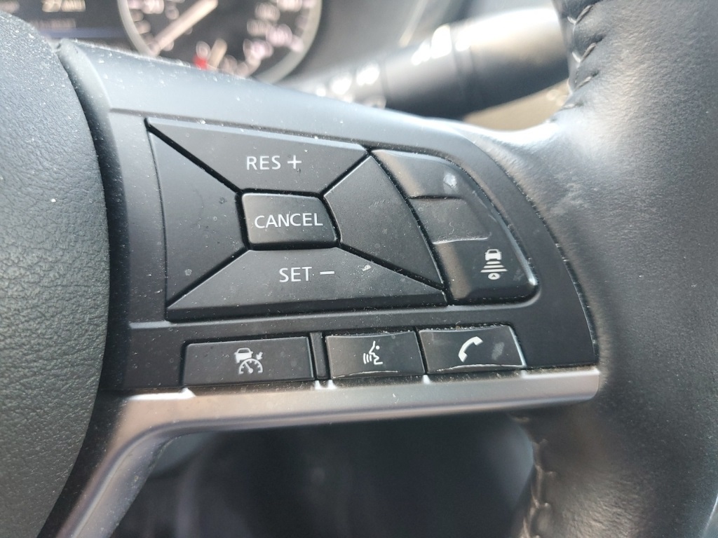 2023 Nissan Sentra SV photo 8