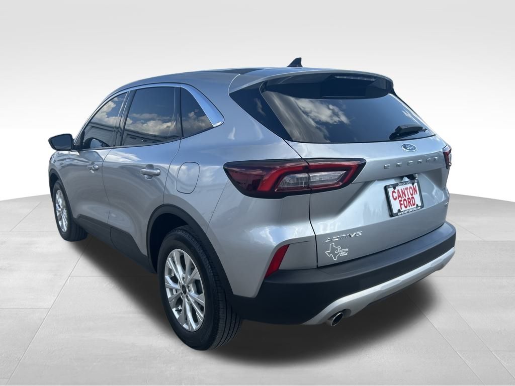 2023 Ford Escape Active photo 4