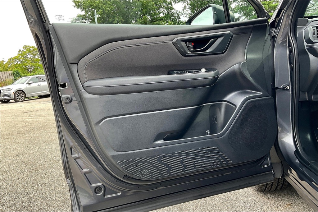 2025 Subaru Forester Premium photo 20