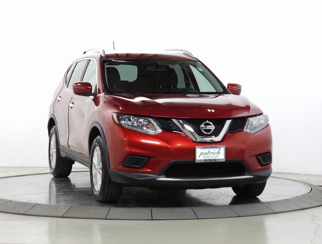 2016 Nissan Rogue SV's photo