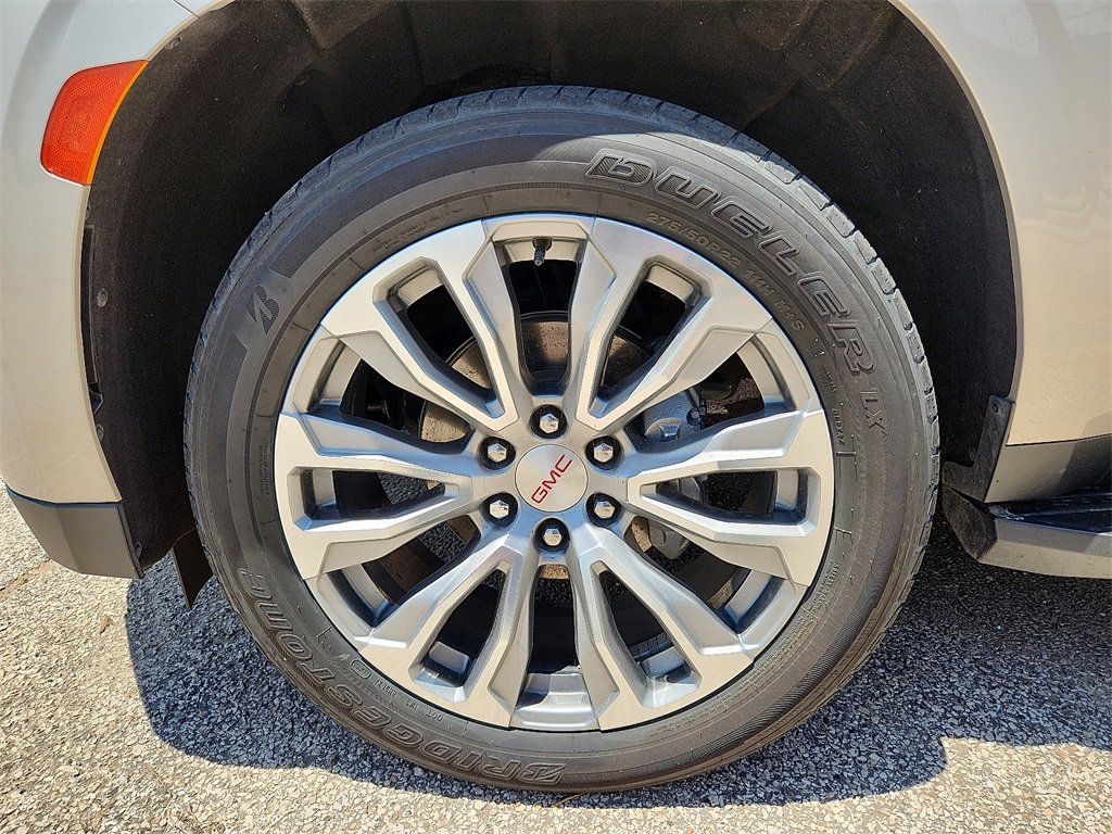 2021 Gmc Yukon XL Denali photo 3