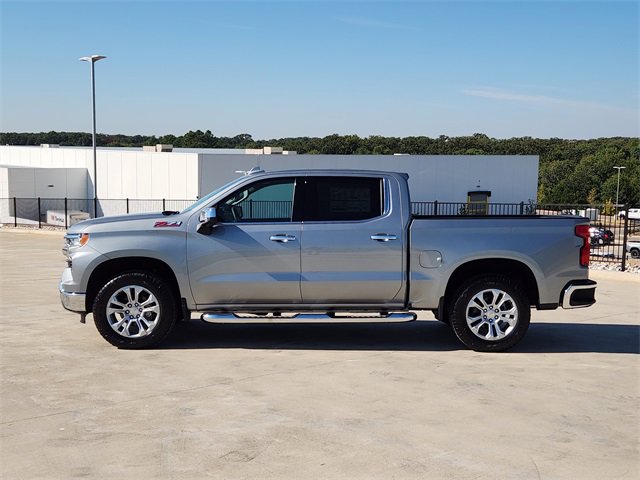 2026 Chevrolet Silverado 1500 LTZ photo 3