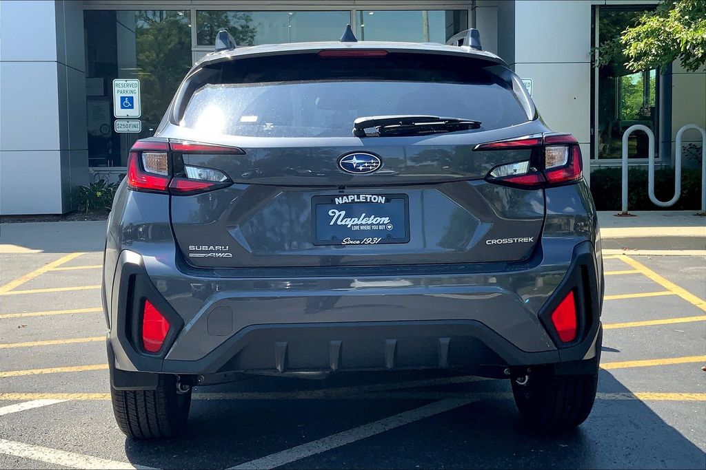 2025 Subaru Crosstrek Premium photo 2