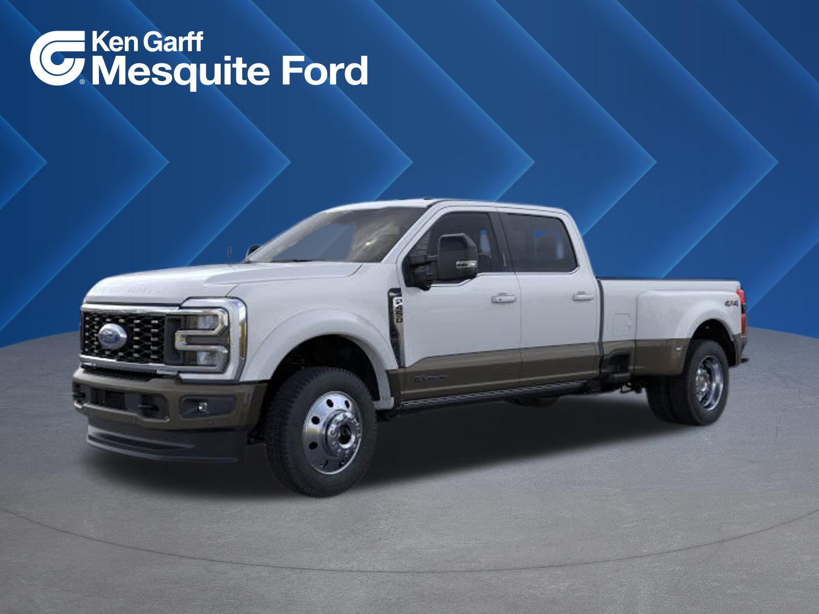 2026 Ford F-450 Super Duty King Ranch's photo