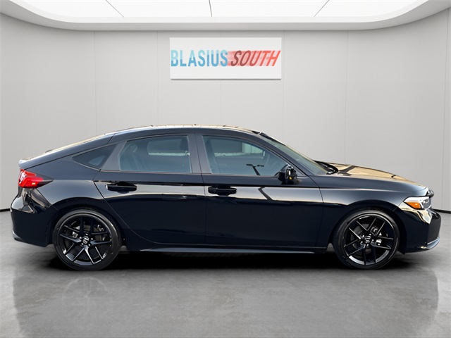 2025 Honda Civic Sport photo 2