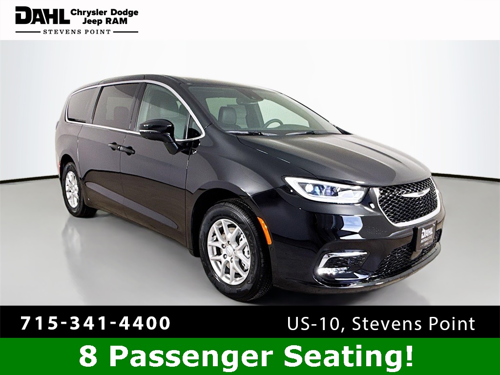 2026 Chrysler Pacifica Select's photo