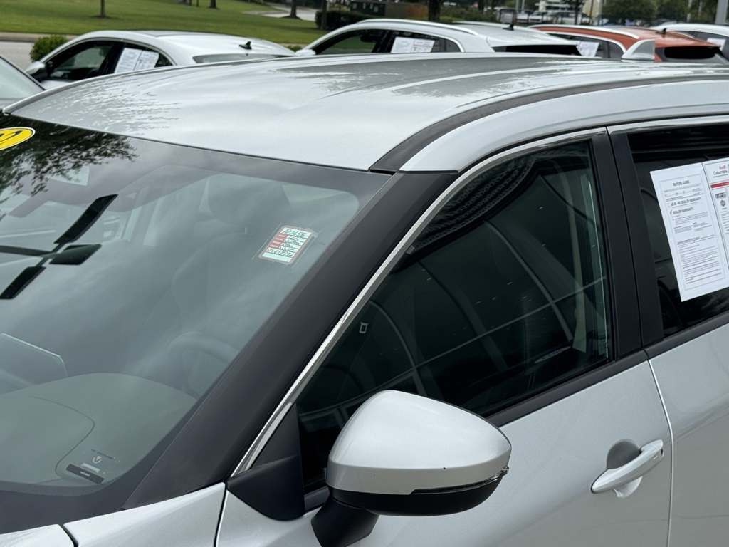 2022 Nissan Rogue SV photo 4